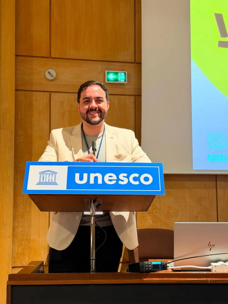 Goiano representa o Brasil em programa global da Unesco em Paris