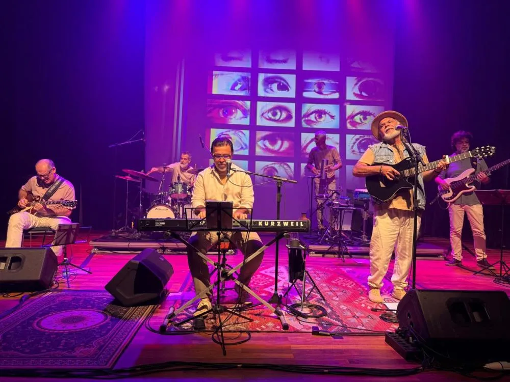Pirenópolis recebe, neste final de semana, espetáculo “Por Outros Cantos”, de TomChris e Pádua 